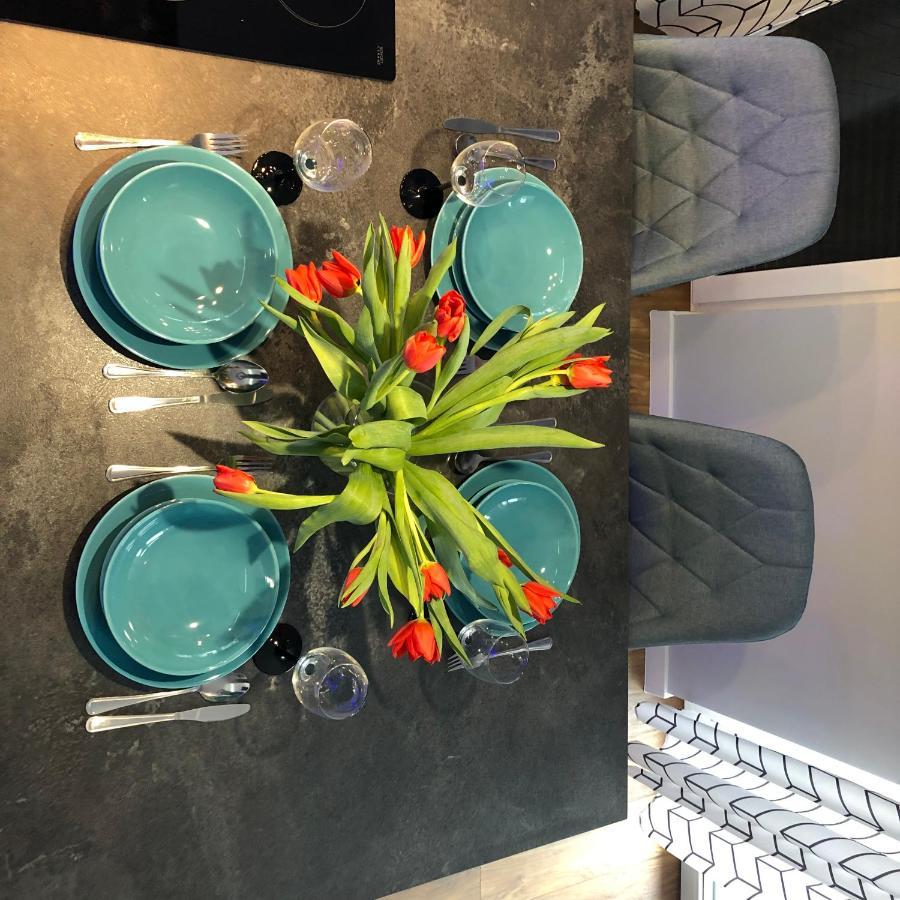 Apartament W Cieplicach Perfekt 옐레니아구라 외부 사진