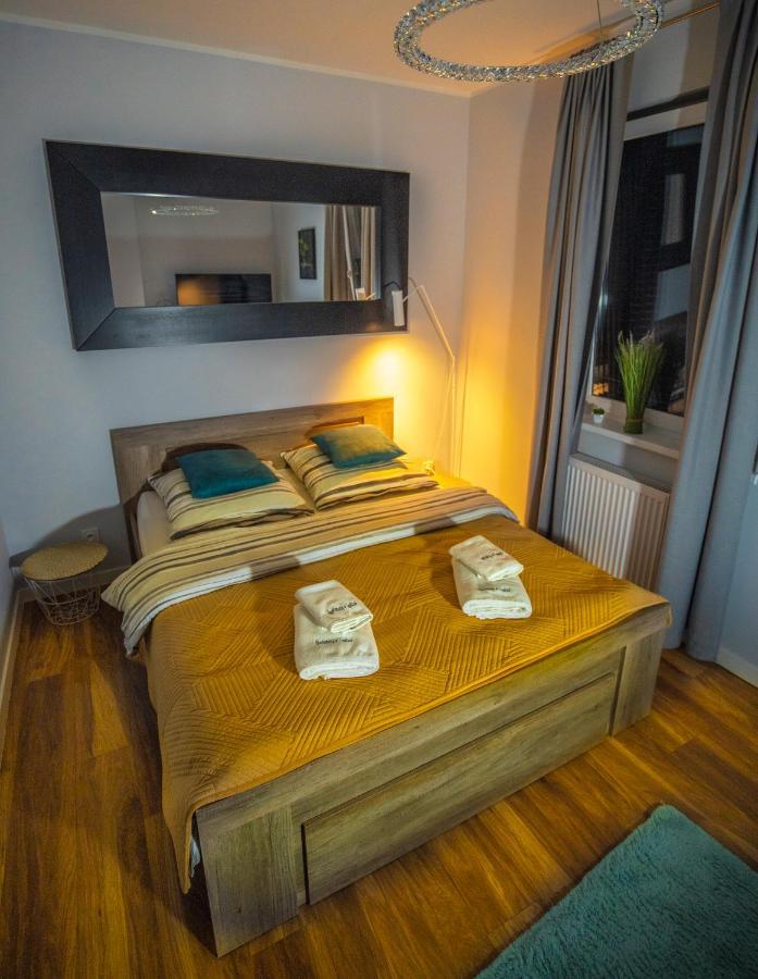 Apartament W Cieplicach Perfekt 옐레니아구라 외부 사진