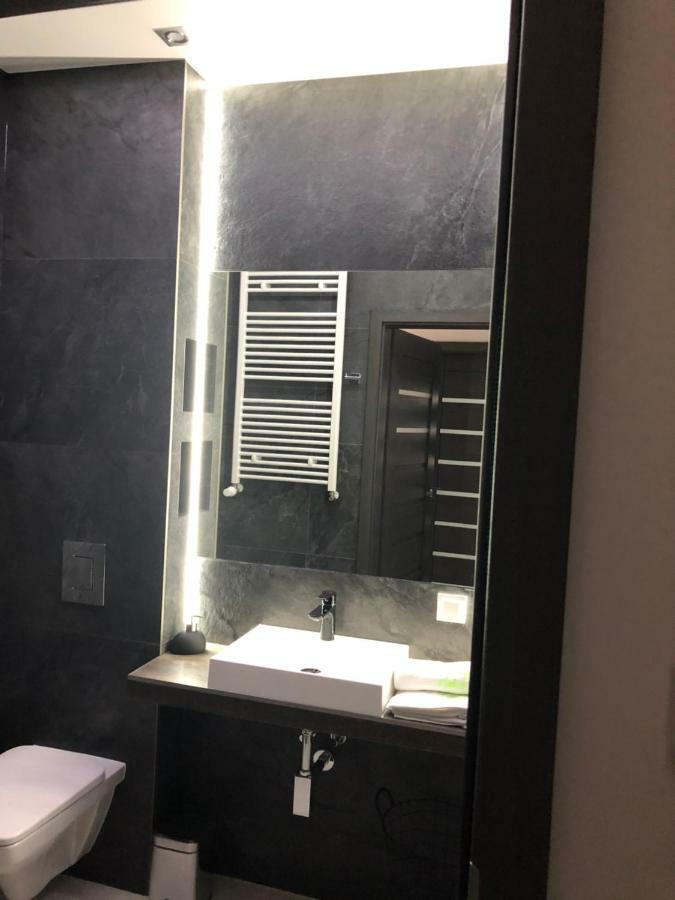 Apartament W Cieplicach Perfekt 옐레니아구라 외부 사진